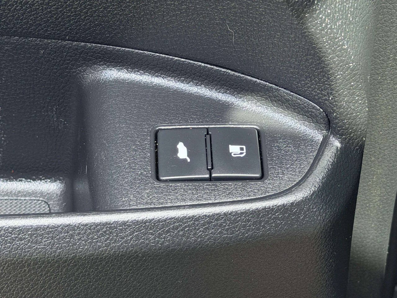 Used 2018 Honda Pilot Touring image 17