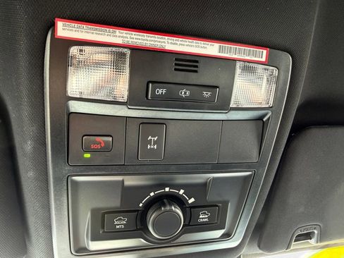 Used 2023 Toyota Tacoma TRD Off-Road image 29