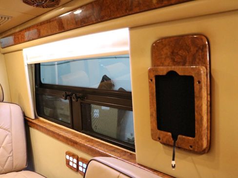 Used 2015 Mercedes-Benz Sprinter 3500 image 69