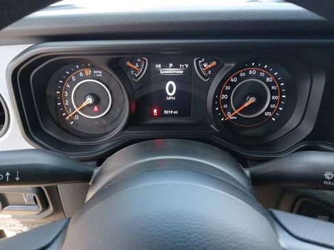 Used 2025 Jeep Gladiator Sport image 65