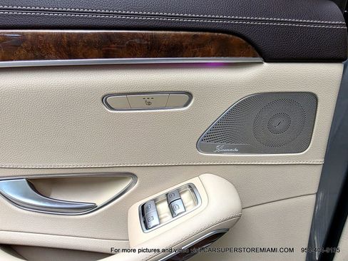 Used 2015 Mercedes-Benz S 63 AMG 4MATIC Sedan image 39