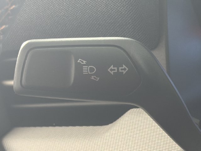 Used 2026 Ford Explorer Active RWD image 14
