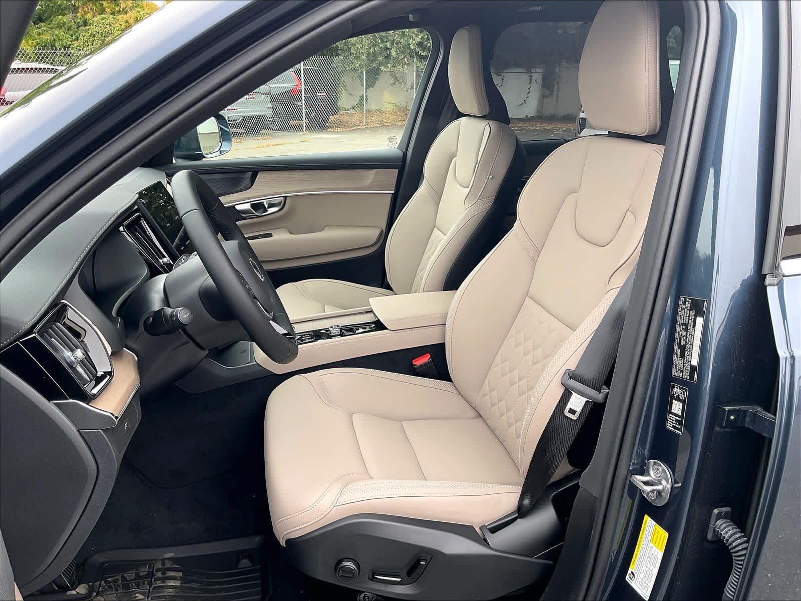 New 2027 Volvo XC90 B6 Plus AWD/4WD image 11