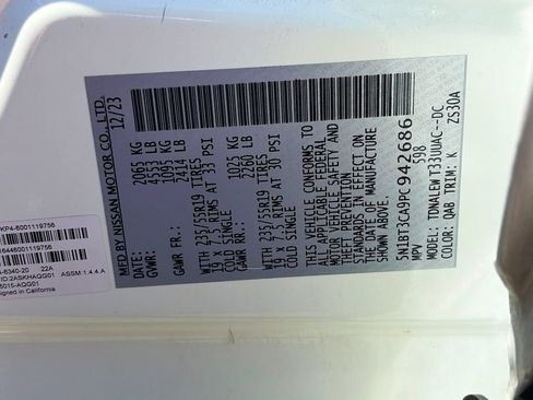 Used 2023 Nissan Rogue SL FWD image 32