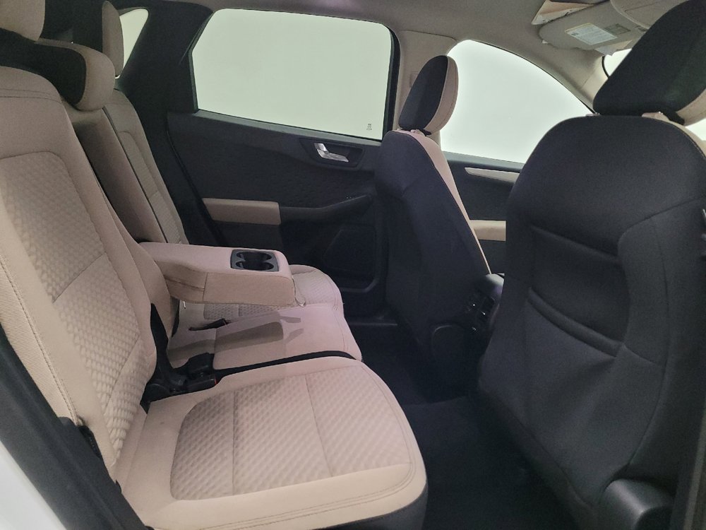 Used 2020 Ford Escape SE FWD image 19