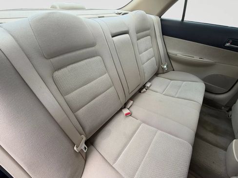 Used 2005 MAZDA MAZDA6 i FWD image 18