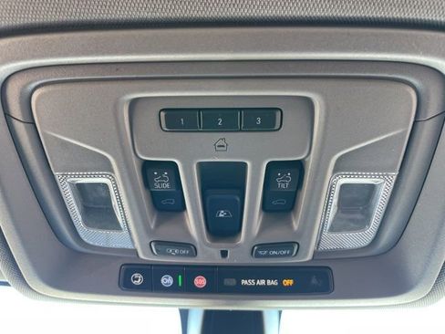 Used 2020 GMC Sierra 1500 Elevation w/ Elevation Value Package image 14