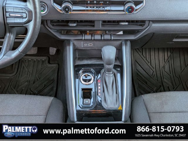 Used 2023 Chevrolet Colorado W/T w/ WT Convenience Package II AWD/4WD image 18