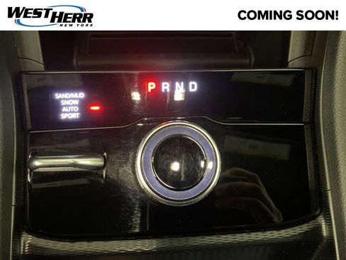 Used 2024 Jeep Grand Cherokee Limited image 6