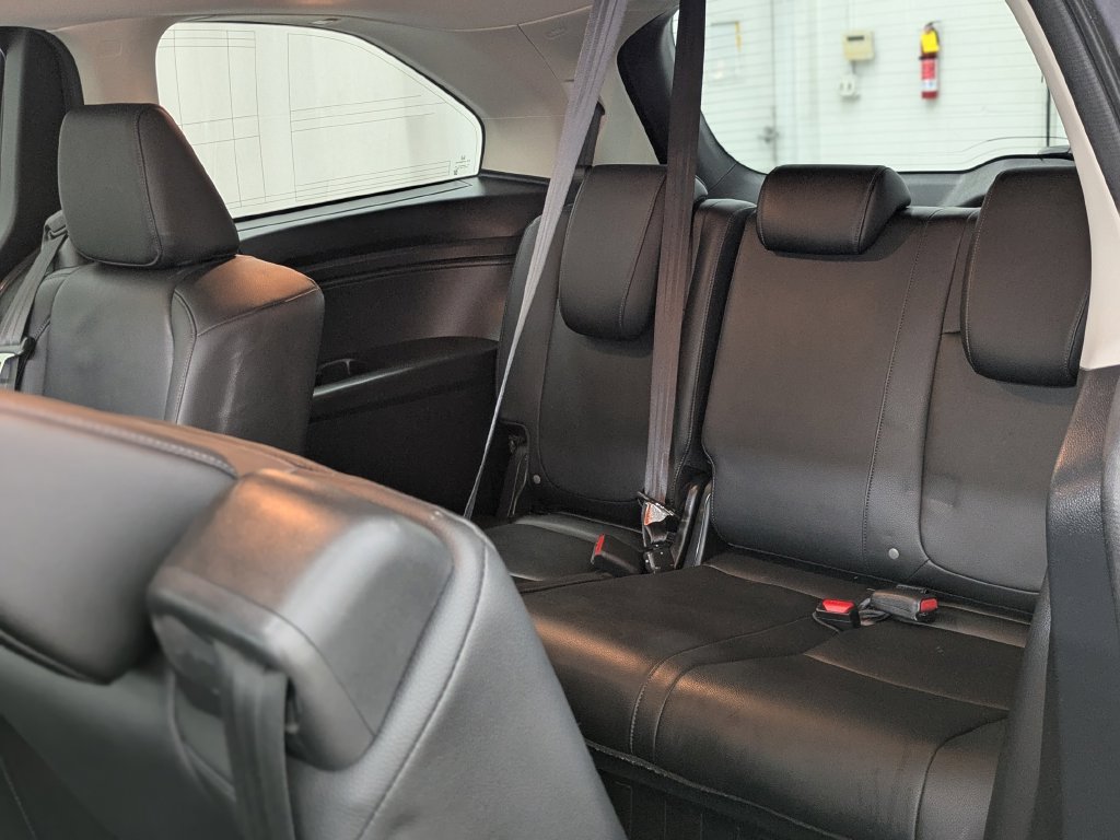 Used 2025 Honda Odyssey EX-L image 17
