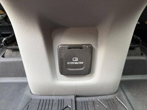 Used 2022 GMC Terrain SLE w/ Driver Convenience Package FWD image 24