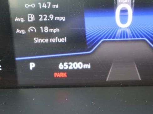 Used 2022 Volkswagen Tiguan SE image 39