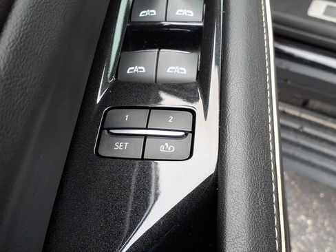 Used 2021 Cadillac Escalade Premium Luxury w/ Driver Assist Tech Package AWD/4WD image 7
