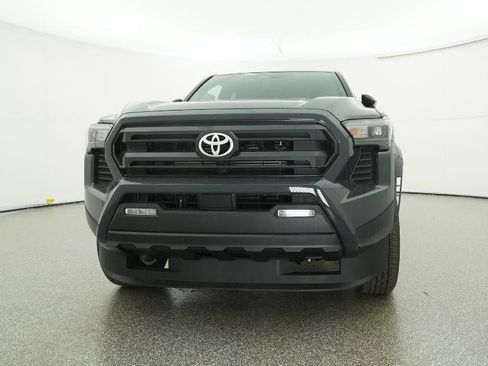 New 2025 Toyota Tacoma SR5 image 31