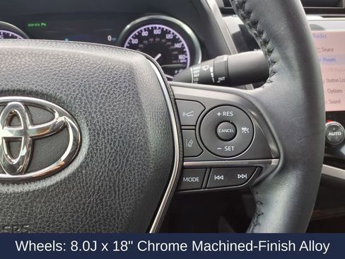 Used 2018 Toyota Camry XLE FWD image 23