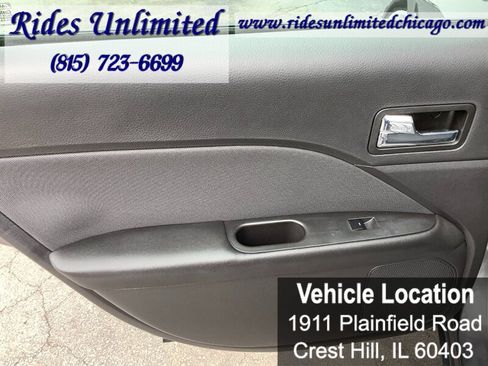 Used 2010 Ford Fusion SE FWD image 24