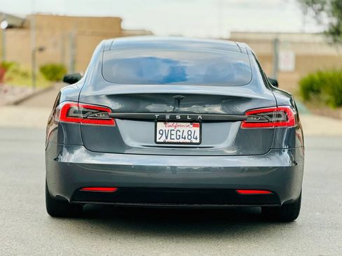 Used 2017 Tesla Model S 75 RWD image 4