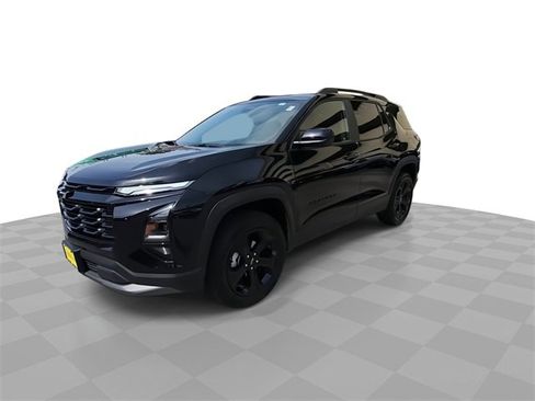 Used 2025 Chevrolet Equinox LT w/ Midnight Edition image 4