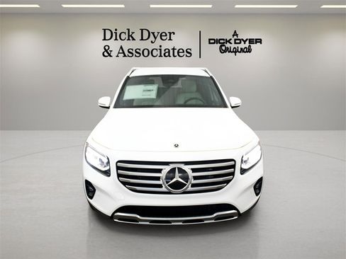 Used 2025 Mercedes-Benz GLB 250 image 5