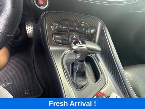 Used 2022 Dodge Challenger SRT Hellcat RWD image 8
