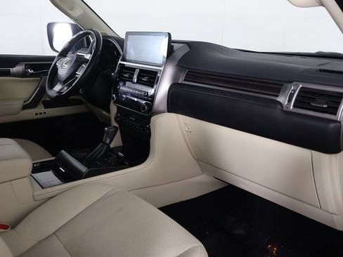 Used 2023 Lexus GX 460 Premium image 32