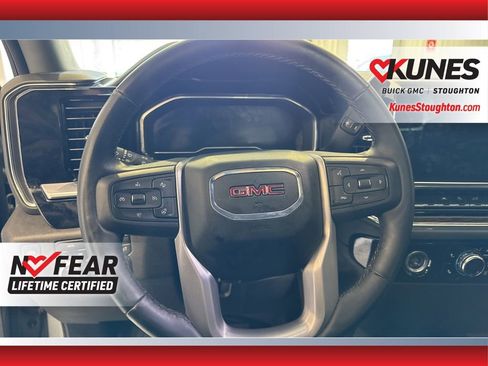 Used 2024 GMC Sierra 1500 Elevation w/ LPO, Elevation Black Package image 21