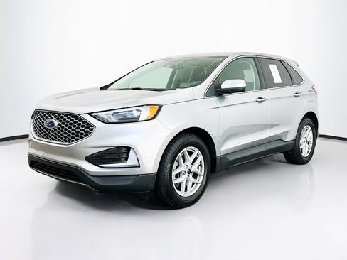 Used 2024 Ford Edge SEL AWD/4WD image 3