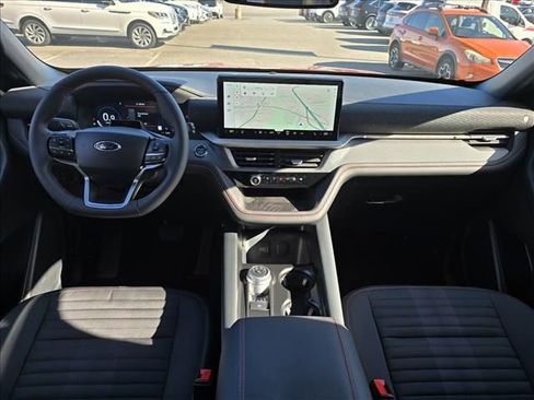 New 2026 Ford Explorer ST-Line w/ ST-Line Street Pack image 5