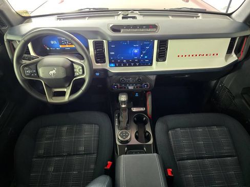 Used 2025 Ford Bronco Heritage Edition AWD/4WD image 20