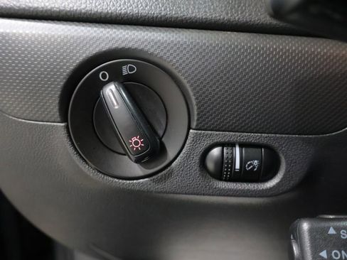 Used 2013 Volkswagen Jetta S image 26