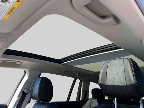 Used 2024 Mercedes-Benz GLS 580 4MATIC image 21