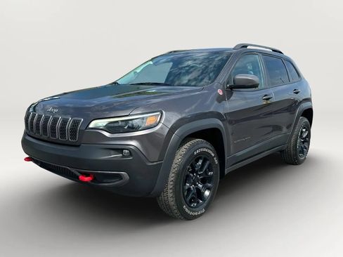 Used 2021 Jeep Cherokee Trailhawk w/ Trailer Tow Group AWD/4WD image 3