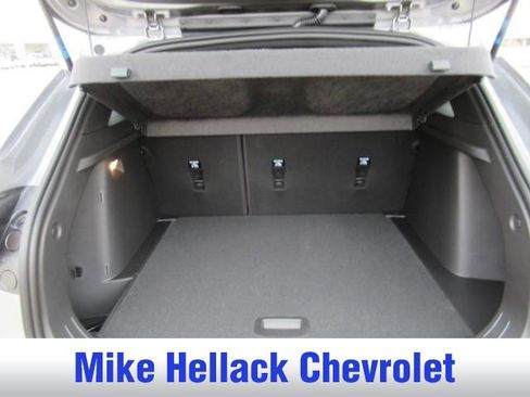 Used 2026 Chevrolet Trax RS w/ Driver Confidence Package image 12