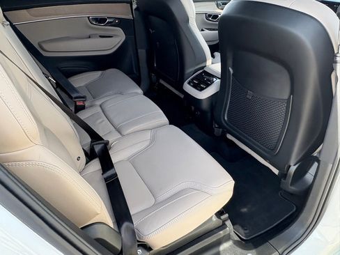 New 2026 Volvo XC90 B6 Ultra w/ Protection Package image 33