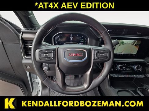 Used 2025 GMC Sierra 2500 AT4X w/ AT4X AEV Edition AWD/4WD image 13