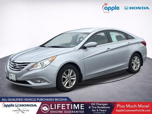 Used 2013 Hyundai Sonata GLS w/ Popular Equipment Pkg FWD image 3