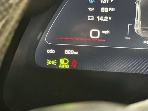 Certified 2026 Ferrari Purosangue AWD/4WD image 13