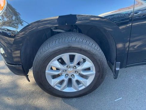 Used 2024 Chevrolet Silverado 1500 Custom image 34