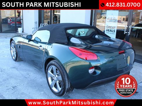 Used 2006 Pontiac Solstice Convertible w/ Premium Package image 7