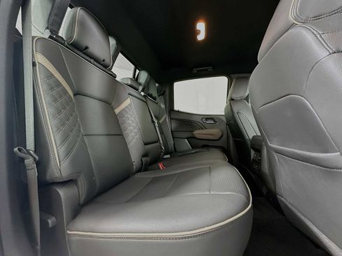 Used 2024 GMC Canyon Denali image 26