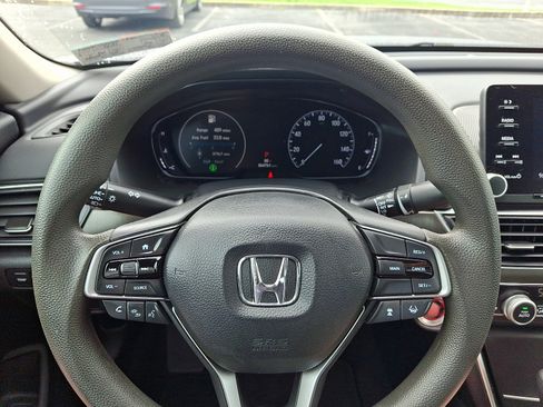 Used 2019 Honda Accord LX image 18