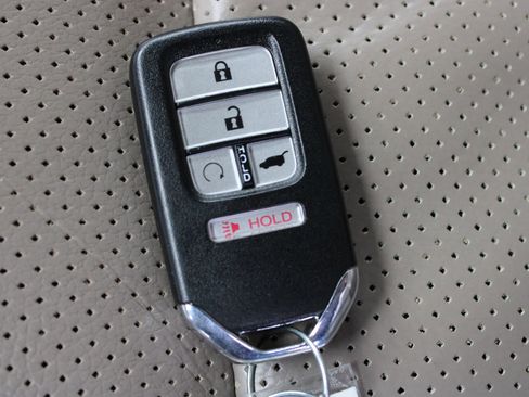 Used 2020 Honda Pilot Elite image 57