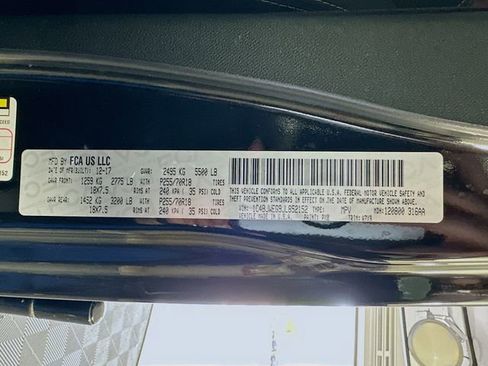 Used 2018 Jeep Wrangler Unlimited Sahara w/ Connectivity Group image 27