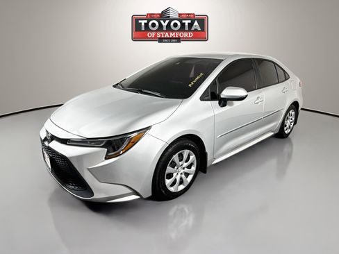 Certified 2021 Toyota Corolla LE w/ Carpet Mat Package (TMS) FWD image 3