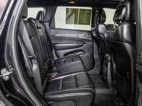 Used 2015 Jeep Grand Cherokee Limited image 46