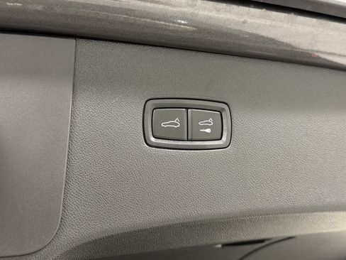 Used 2024 Porsche Cayenne Coupe AWD/4WD image 63