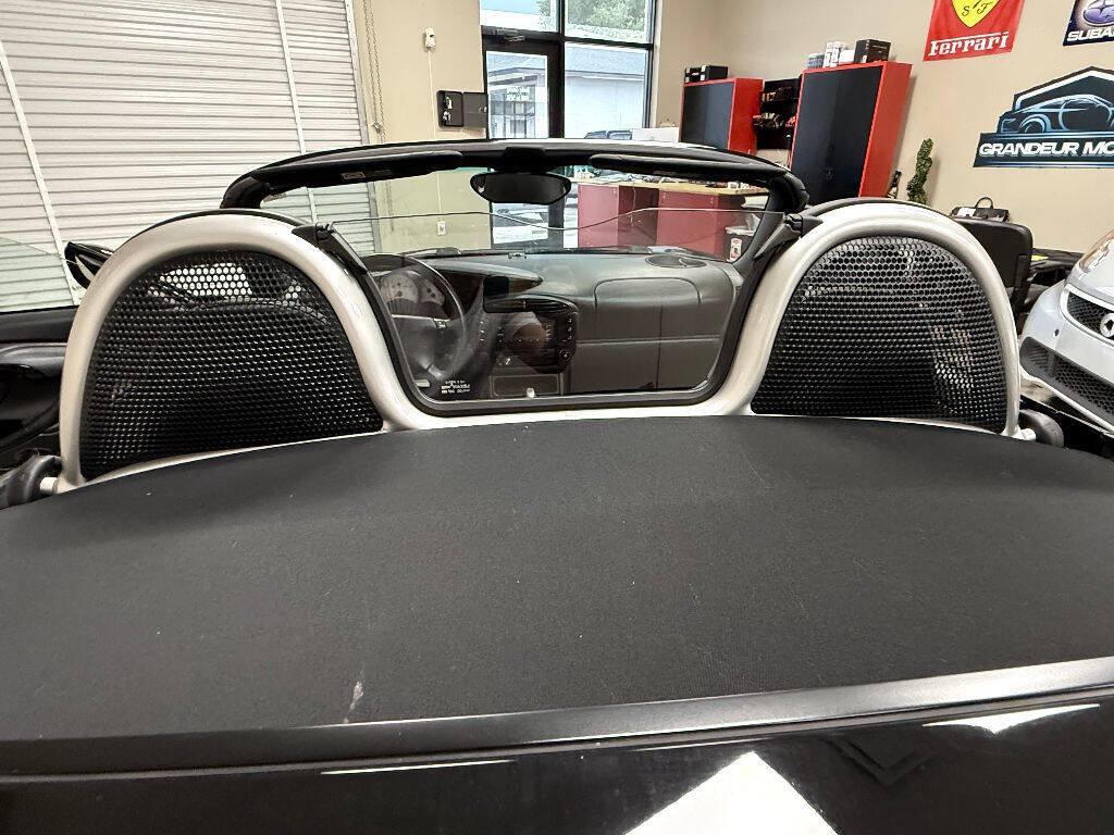 Used 1999 Porsche Boxster RWD image 29