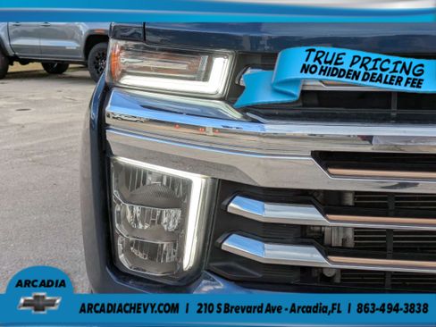 Used 2023 Chevrolet Silverado 3500 High Country AWD/4WD image 10