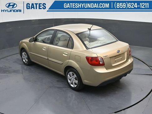 Used 2011 Kia Rio LX image 41