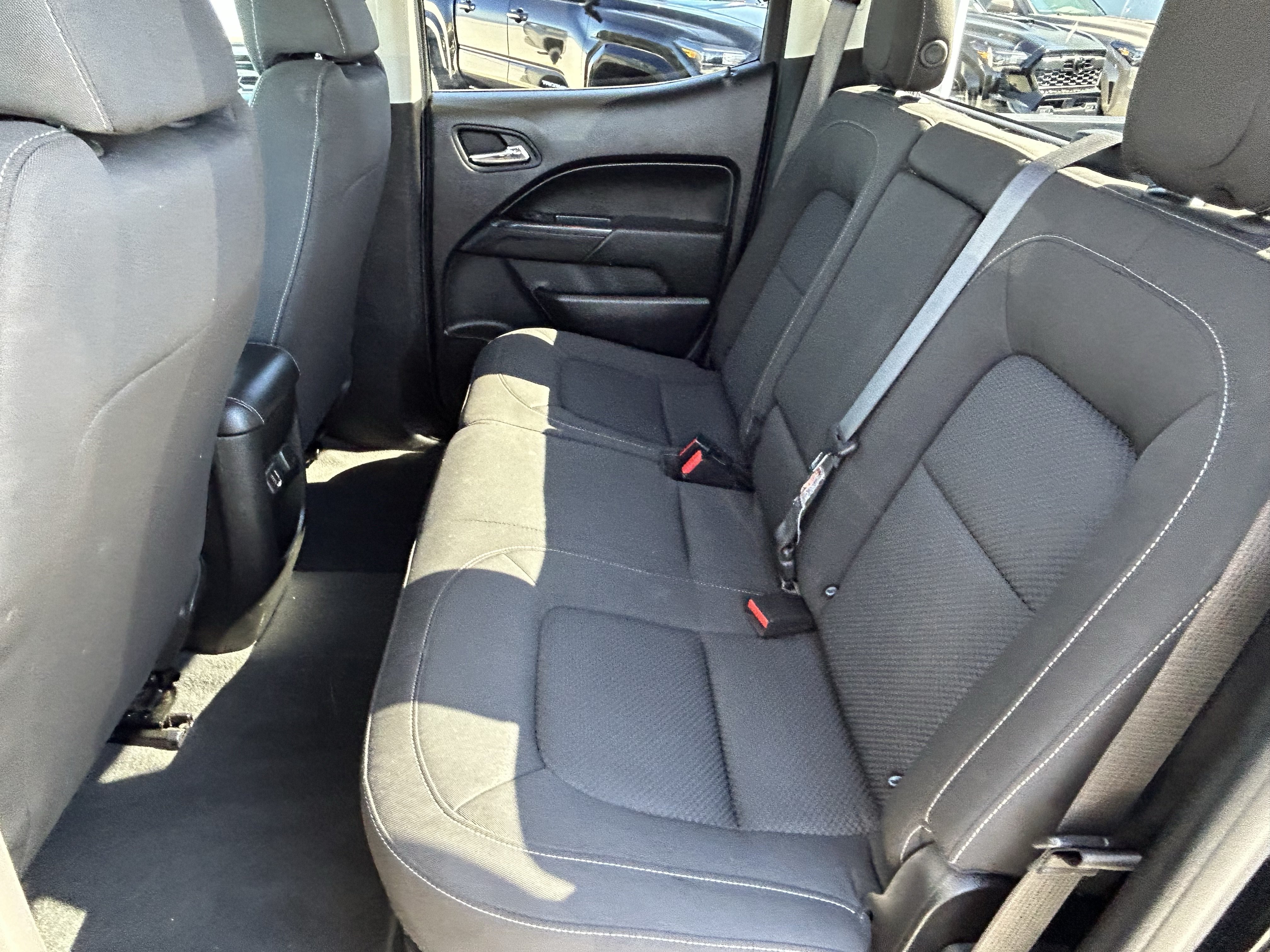 Used 2021 Chevrolet Colorado LT RWD image 14